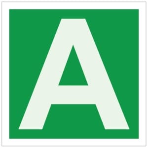 Kirjain A jälkivalaiseva kyltti