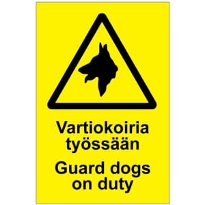 Vartiokoiria työssään Guard dogs on duty-0