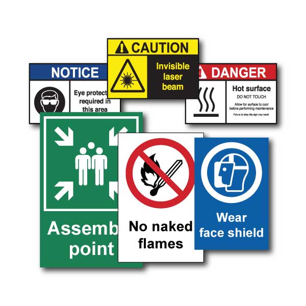 Englanninkieliset kyltit ja opasteet